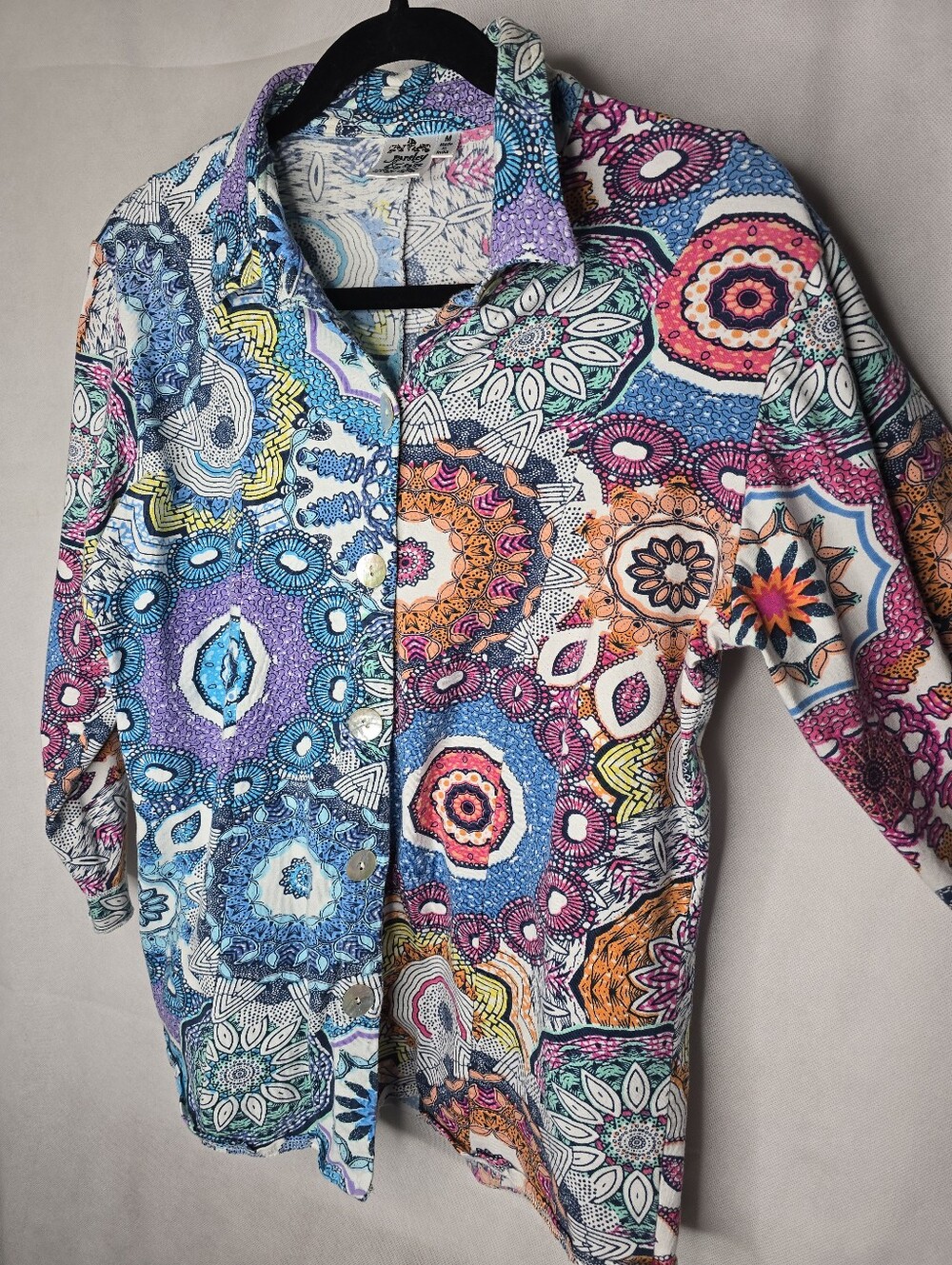 Parsley & Sage Top Multicolor Medallion Print Button Front 3/4 Sleeve Artsy Boho